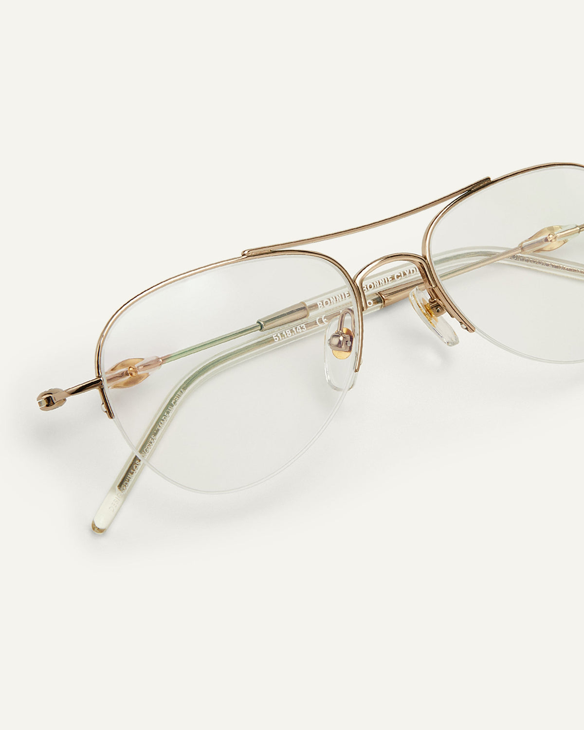 Autobio Glasses